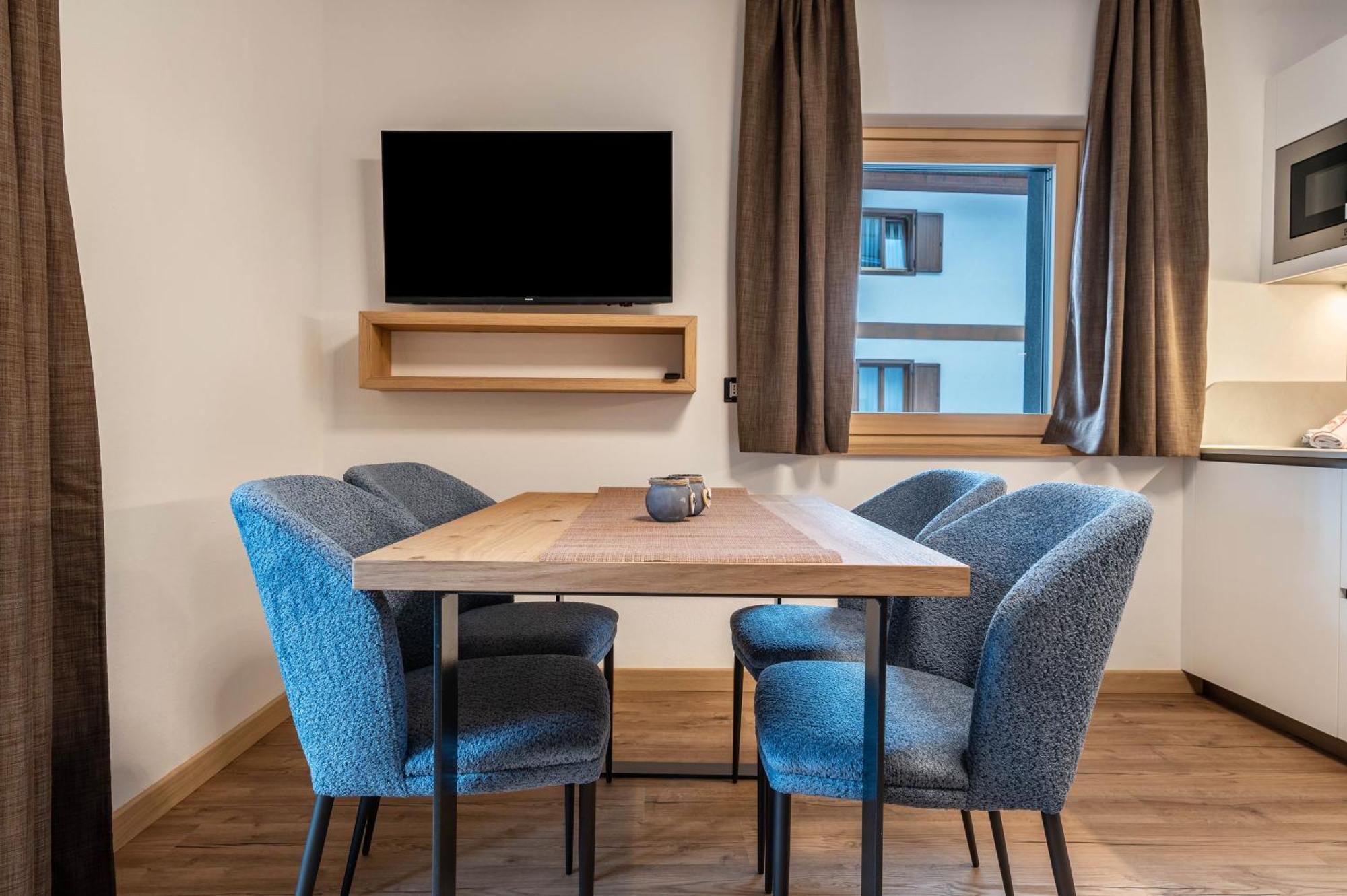 Kamerloy Apartments A Campitello di Fassa Exteriör bild