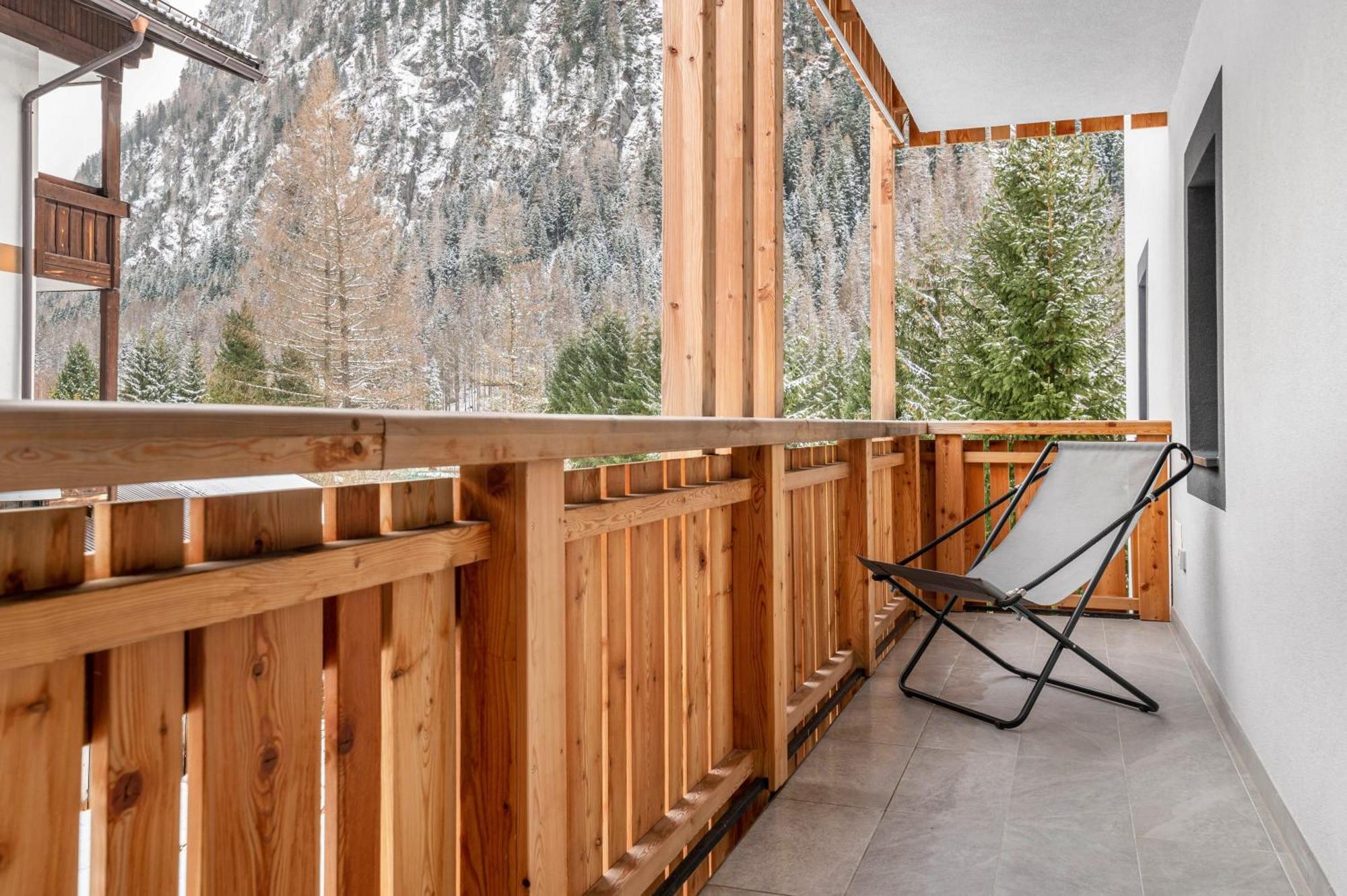 Kamerloy Apartments A Campitello di Fassa Exteriör bild